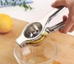 Espremedor amassador de limão e laranja. | Material em aço inox