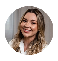 Dra. Juliane Francisconi Carvalho