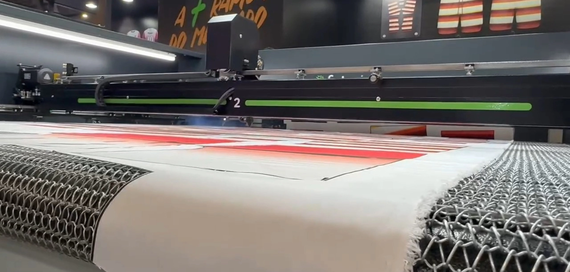 Máquina de Corte Laser Futurize - FTZ 1914 Cam DC - 1920 x 612px