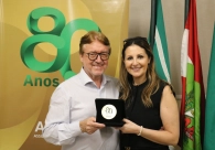 Acic homenageia diretores por sua atua&ccedil;&atilde;o e contribui&ccedil;&atilde;o