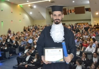 Acic homenageia formando do curso de Design da Unesc