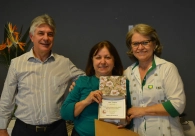 Acic homenageia prestadora de servi&ccedil;os pelos 40 anos de parceria