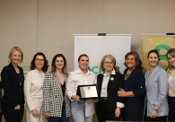 Acic presta e recebe homenagens pelos 80 anos