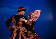 Acic recebe a apresenta��o de grupo da Pol�nia