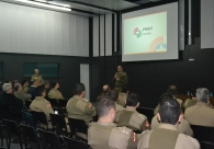 ACIC recebe apresenta��o do PMSC Mobile