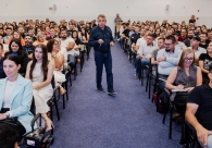 Acic recebe Eduardo Tevah para palestra sobre vendas de alto impacto