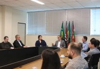 Acic recebe empresas associadas