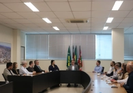 Acic recebe empresas associadas