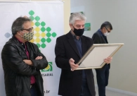 Acic recebe Mo&ccedil;&atilde;o de Aplauso do Legislativo