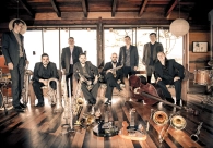 Acic recebe show da Brass Groove Brasil