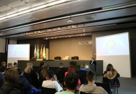 Alunos do Projeto Clube do Jovem Empreendedor conhecem a Acic