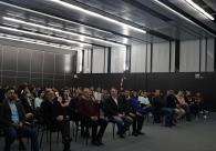 Alunos do Projeto Clube do Jovem Empreendedor conhecem a Acic