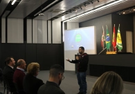 Alunos do Projeto Clube do Jovem Empreendedor conhecem a Acic