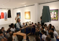 Alunos se encantam com a t&eacute;cnica de tecelagem da artista Elke H&uuml;lse