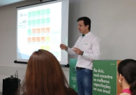 Caf� aproxima e integra associados da Acic