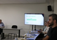 Caf� com Associado