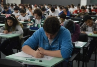 Clima de concentra&ccedil;&atilde;o marca 2&ordf; etapa do Pr&ecirc;mio Acic de Matem&aacute;tica