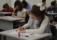 Clima de concentra&ccedil;&atilde;o marca 2&ordf; etapa do Pr&ecirc;mio Acic de Matem&aacute;tica