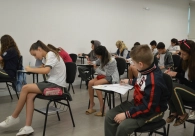 Clima de concentra&ccedil;&atilde;o marca 2&ordf; etapa do Pr&ecirc;mio Acic de Matem&aacute;tica