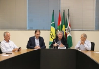 Desenvolvimento do Sul pauta reuni&atilde;o entre empres&aacute;rios e o presidente da Fiesc