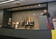 Diocese de Criciúma promove lançamento de livro sobre os seus 25 anos de história na Acic