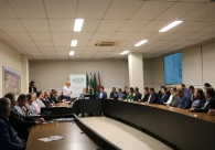 Diretores da Acic recebem a visita do senador Esperidi&atilde;o Amin