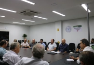 Diretoria da Acic se re�ne com prefeito para tratar de a��es estrat�gicas de desenvolvimento econ�mico