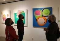 Empres&aacute;rios visitam exposi&ccedil;&atilde;o de Dudu Rodrigues na Acic