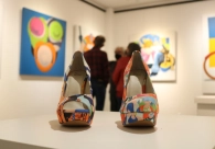 Empres&aacute;rios visitam exposi&ccedil;&atilde;o de Dudu Rodrigues na Acic