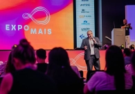 Encontro de gera��es pauta discuss�es na ExpoMais