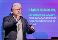 Encontro de gera��es pauta discuss�es na ExpoMais