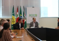 Encontro na Acic com a presen�a do presidente da Acate debate tecnologia