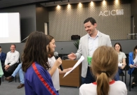 Escolas são apadrinhadas por empresários