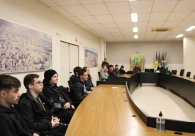 Estagiários da Thomson Reuters conhecem a Acic