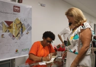Evento na Acic marca lan�amento do livro �ELAS�