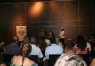 Evento na Acic marca lan�amento do livro �ELAS�