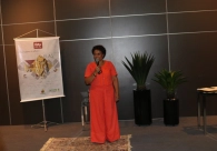 Evento na Acic marca lan�amento do livro �ELAS�