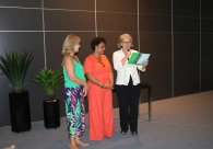 Evento na Acic marca lan�amento do livro �ELAS�