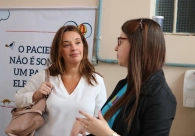 Executiva Carmela Borst faz visita � Casa Guido