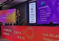 ExpoMais inicia com o futuro do trabalho no centro das discuss&otilde;es