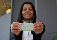 Fam�lias beneficiadas por campanha receber�o cart�es para compras