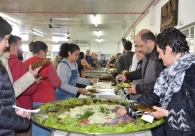 Feijoada do Bairro re&uacute;ne grande p&uacute;blico em prol da solidariedade