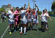 G&oacute;es e Nicoladelli Advogados Associados garantem o t&iacute;tulo do Torneio SESC ACIC de Futebol Society