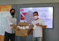 Hospital S�o Jos� recebe a doa��o de mil aventais