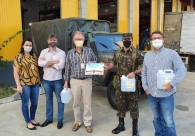 Mais de 5 mil litros de �lcool s�o doados pela Farben