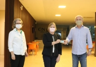 Mais fam�lias s�o beneficiadas com cart�es de compras