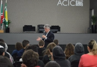 Manh&atilde; de inspira&ccedil;&atilde;o e sonhos no Projeto Escolas na Acic