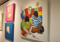 Mostra Minha Inf&acirc;ncia & Happy Humans est&aacute; aberta ao p&uacute;blico na galeria de arte da Acic