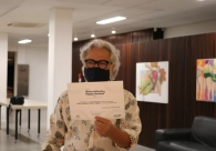 Mostra Minha Inf&acirc;ncia & Happy Humans est&aacute; aberta ao p&uacute;blico na galeria de arte da Acic