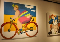 Mostra Minha Inf&acirc;ncia & Happy Humans est&aacute; aberta ao p&uacute;blico na galeria de arte da Acic